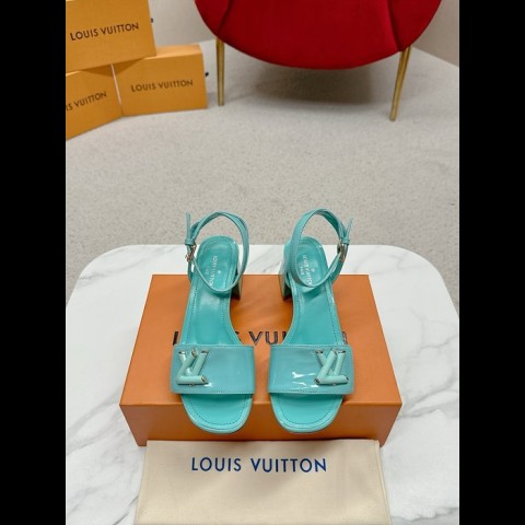 lv 샌들