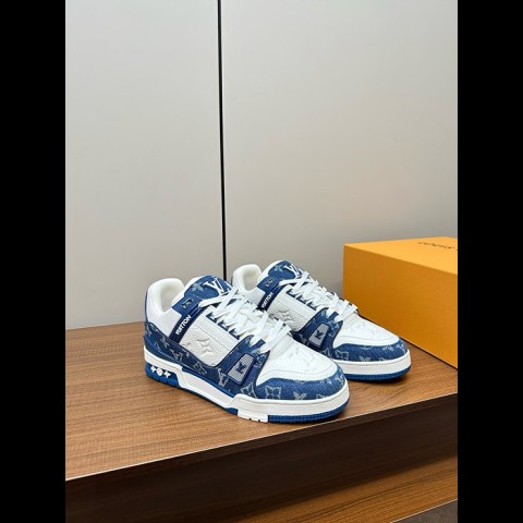 lv 트레이너 스니커즈