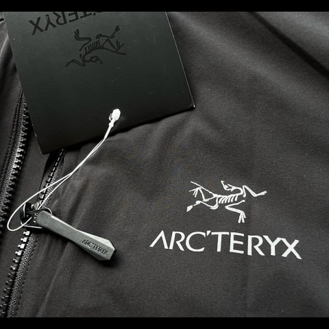 24fw arc` t*ryx  경량 베스트(조끼)