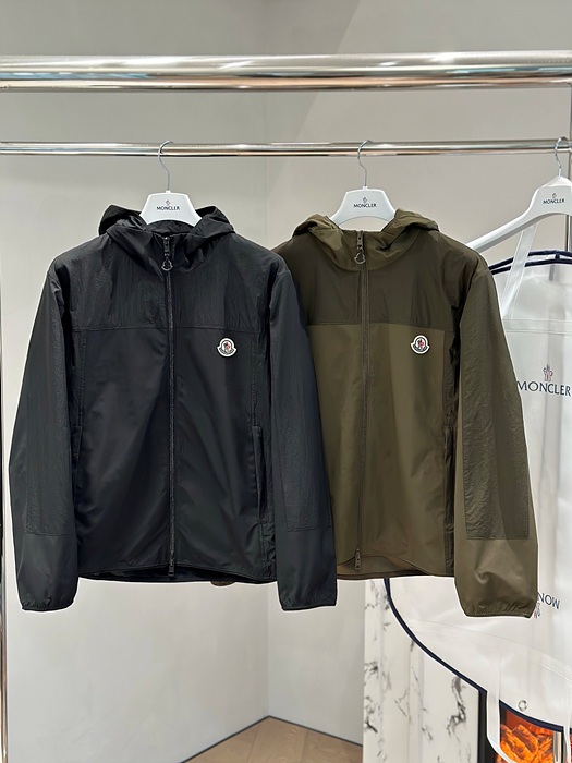 moncl*r 바람막이 (2colors)