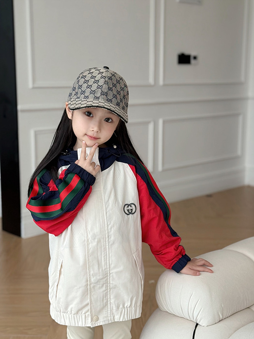 gucc* 키즈 자켓