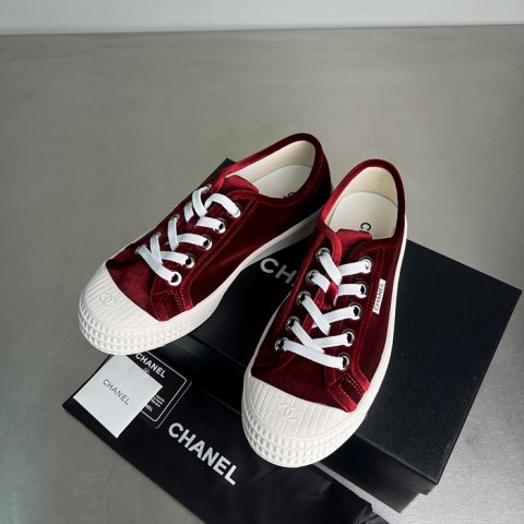 chan*l 25c 벨벳 스니커즈