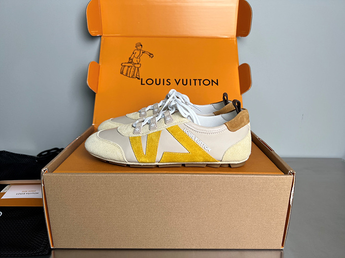 lv 스니커리나