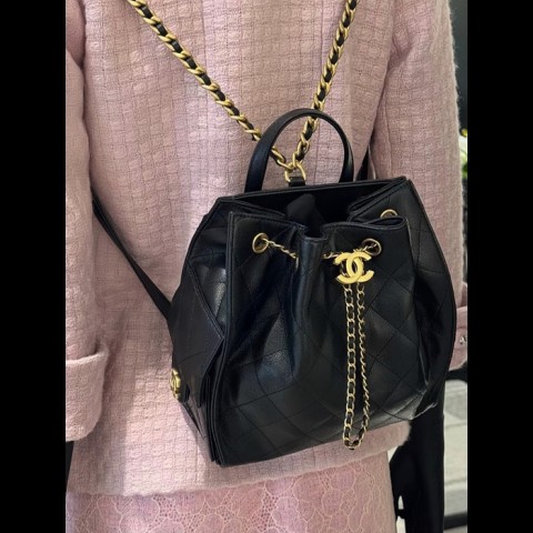 25백 미디엄 백팩