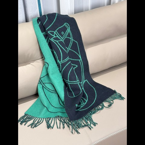 herm*s H 카사크 앙트렐락 에퀘스트르 캐시미어 머플러